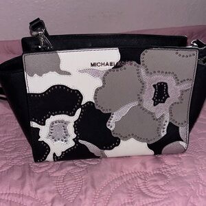 MICHAEL Michael Kors Black, Gray & White Floral Applique Crossbody